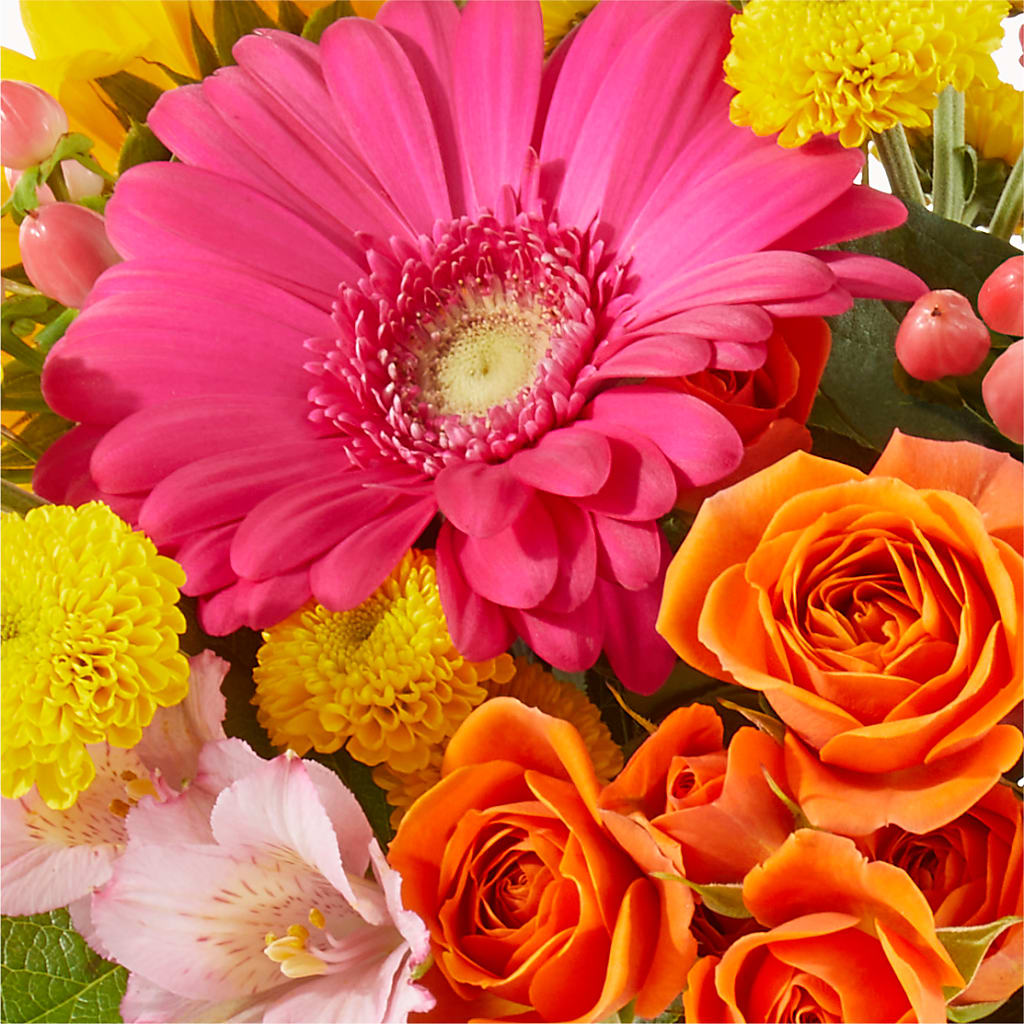 Florist Original Mixed Bouquet – M & R FLOWER AND GIFT SHOP, Lancaster CA