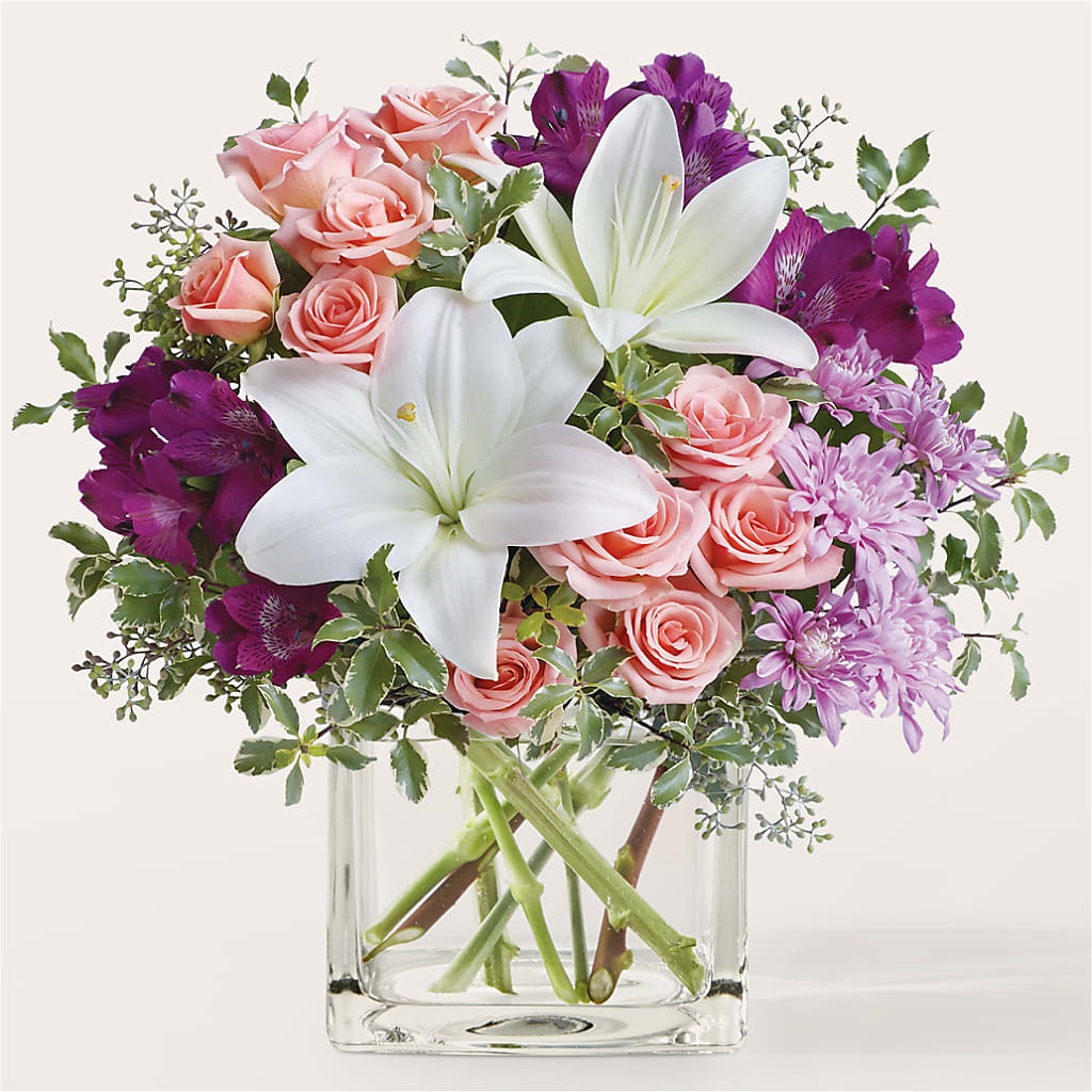 Mani Pedi Bouquet – M & R FLOWER AND GIFT SHOP, Lancaster CA