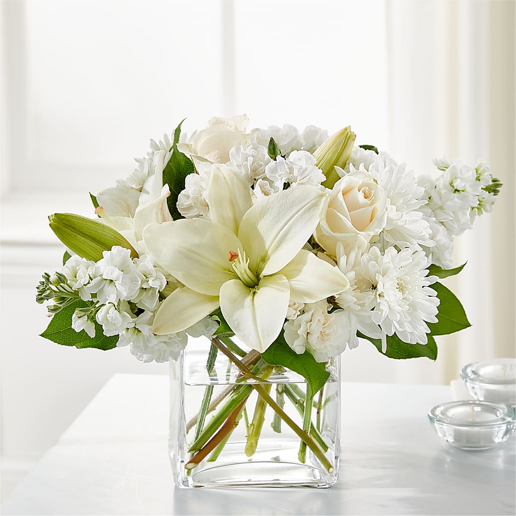 Gentle Breeze Bouquet – M & R FLOWER AND GIFT SHOP, Lancaster CA
