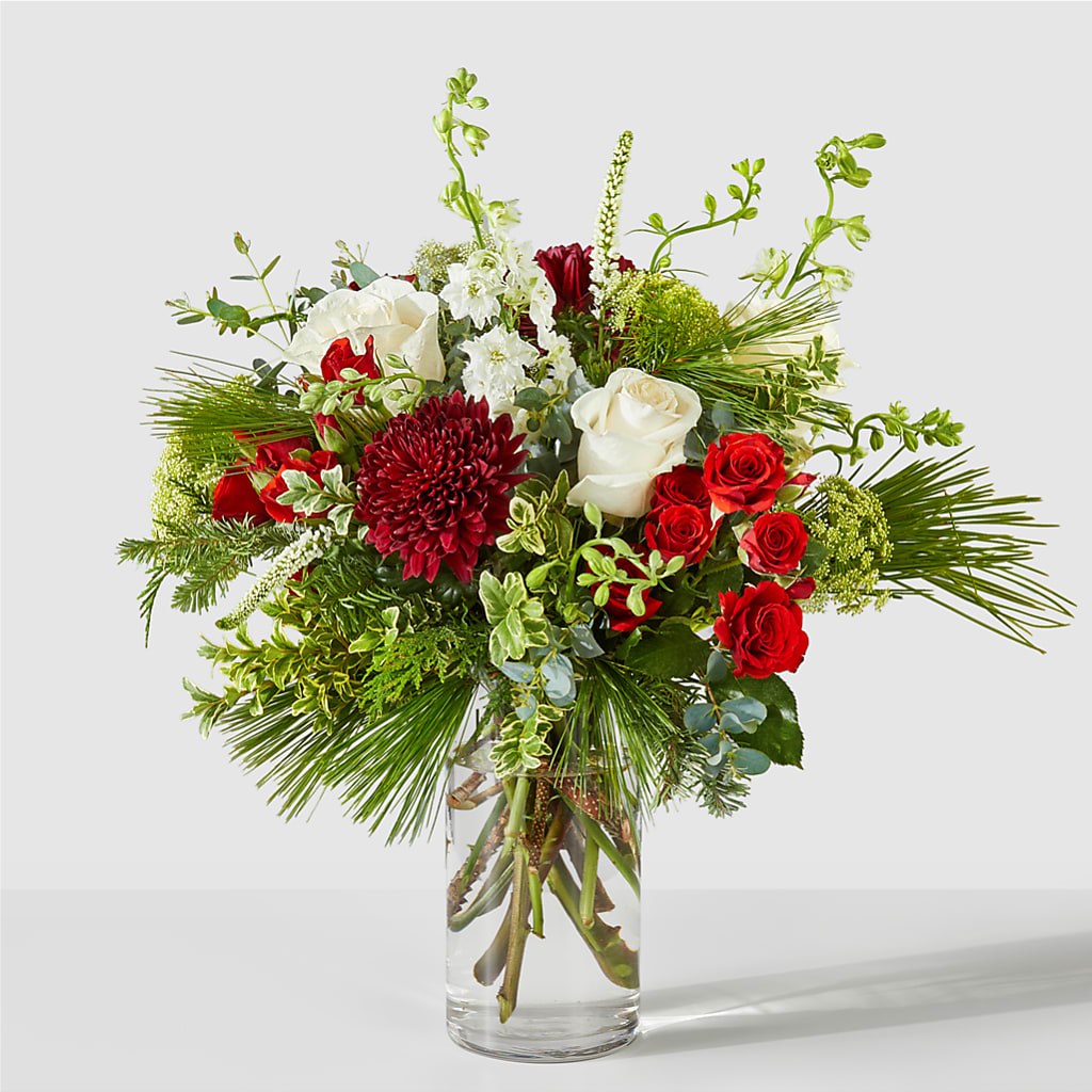 Favorite Traditions Bouquet – M & R FLOWER AND GIFT SHOP, Lancaster CA
