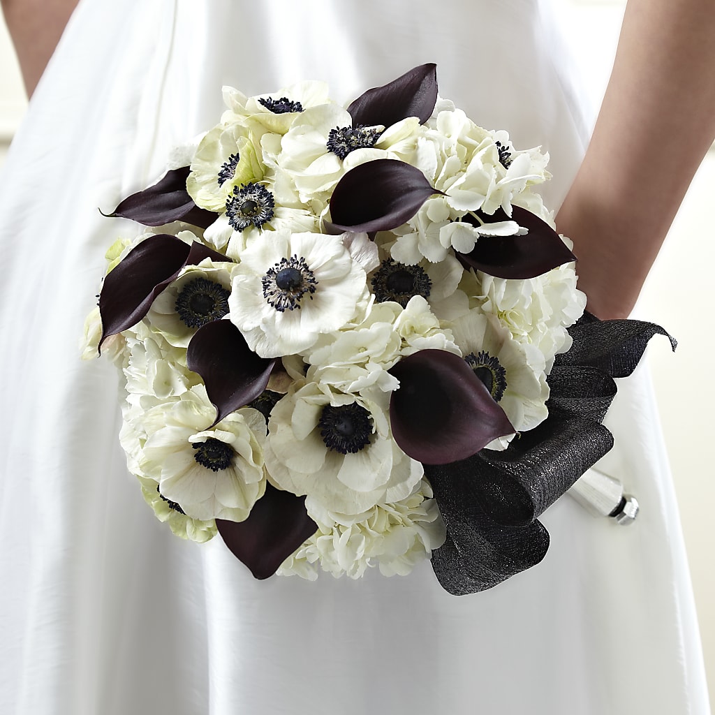 To Have and To Hold Bouquet – M & R FLOWER AND GIFT SHOP, Lancaster CA
