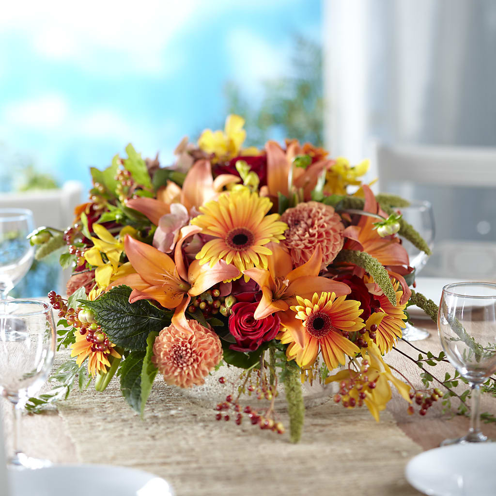 One and Only Centerpiece – M & R FLOWER AND GIFT SHOP, Lancaster CA