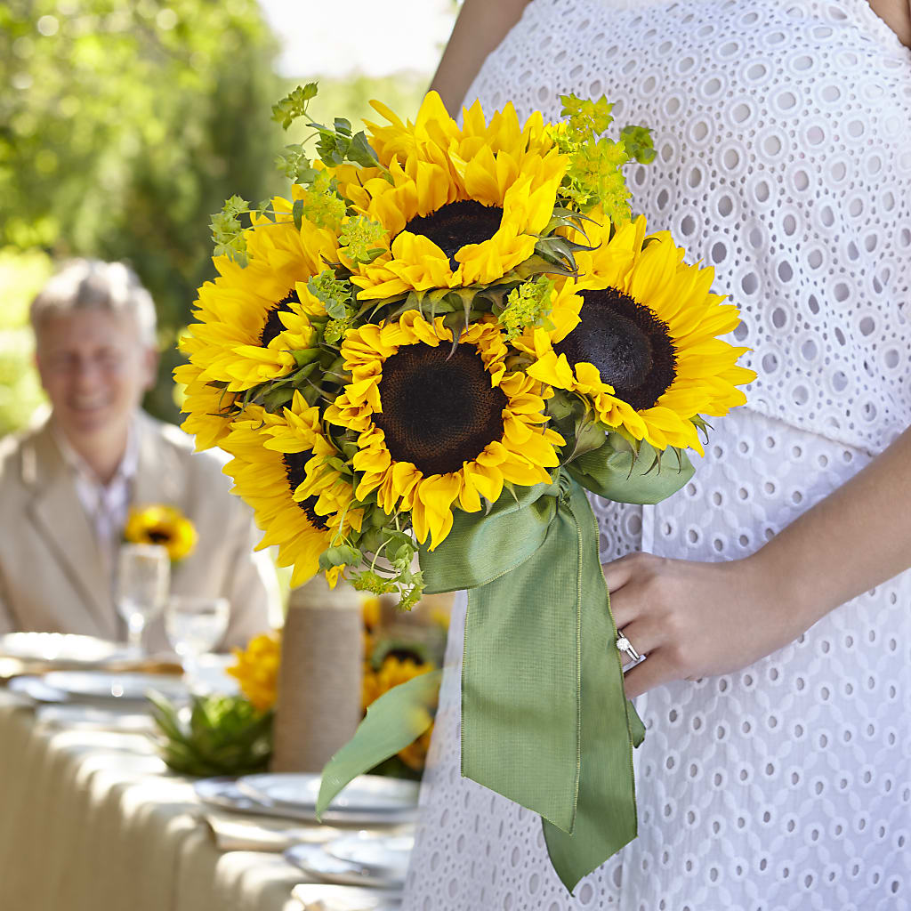 Free Spirit Bouquet – M & R FLOWER AND GIFT SHOP, Lancaster CA