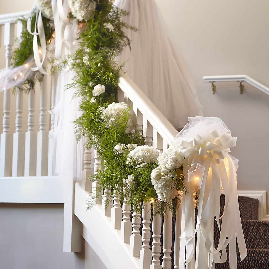 Champagne Dreams Garland – M & R FLOWER AND GIFT SHOP, Lancaster CA