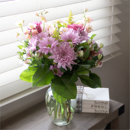 Pastel Tradition - A Florist Original – M & R FLOWER AND GIFT SHOP, Lancaster CA