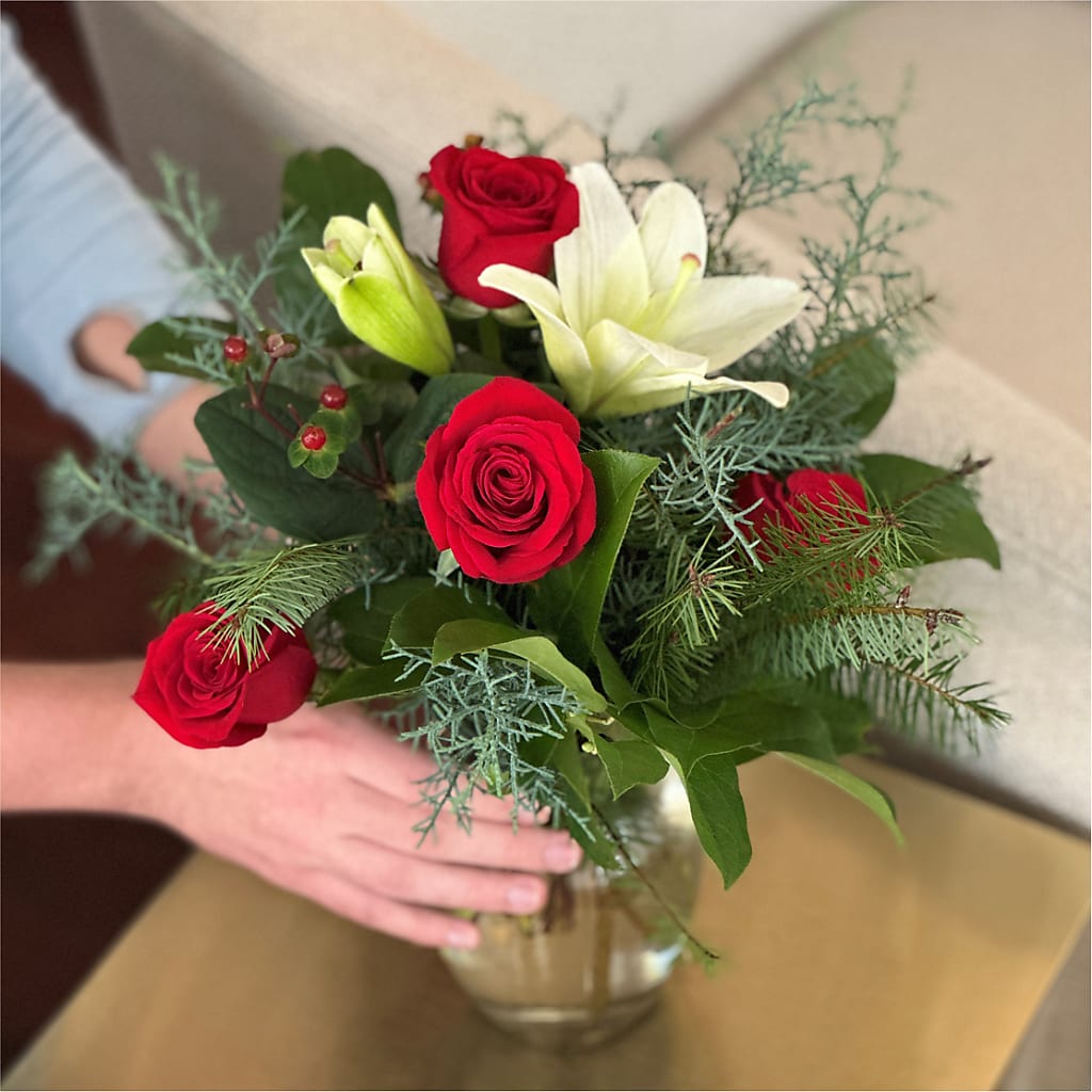 Glittering Lights Bouquet – M & R FLOWER AND GIFT SHOP, Lancaster CA