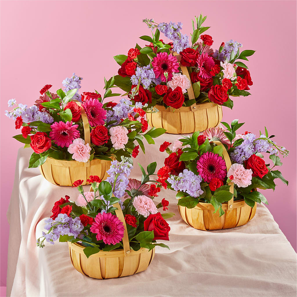 Pink Picnic Basket – M & R FLOWER AND GIFT SHOP, Lancaster CA
