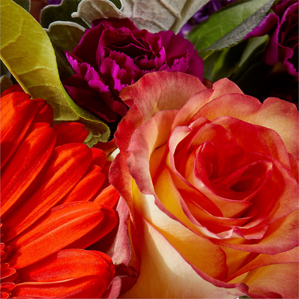Sangria Bouquet – M & R FLOWER AND GIFT SHOP, Lancaster CA