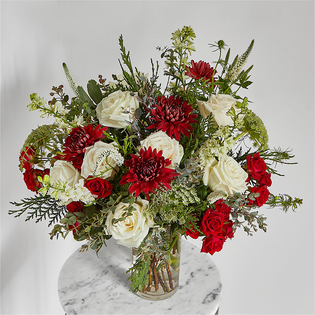 Favorite Traditions Bouquet – M & R FLOWER AND GIFT SHOP, Lancaster CA