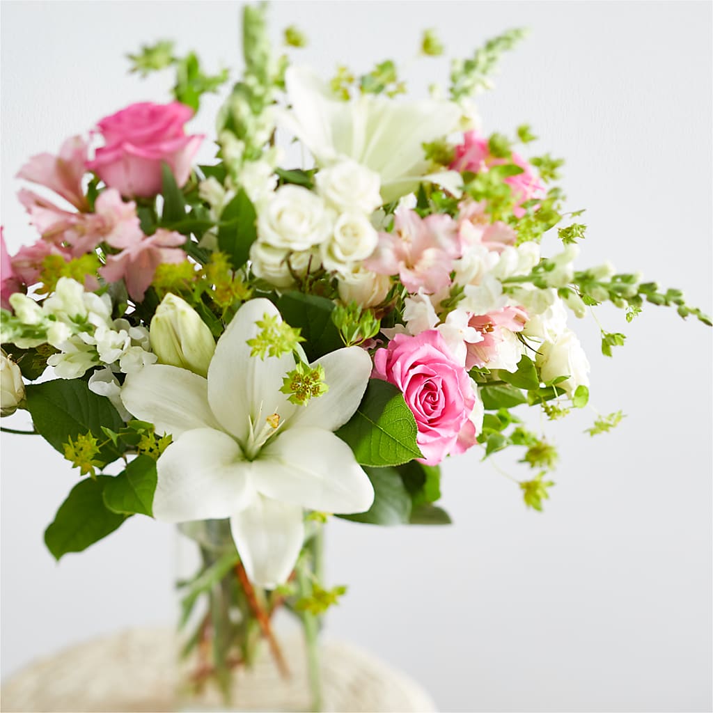 Fondly Bouquet – M & R FLOWER AND GIFT SHOP, Lancaster CA