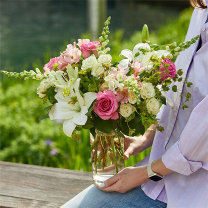 Fondly Bouquet – M & R FLOWER AND GIFT SHOP, Lancaster CA