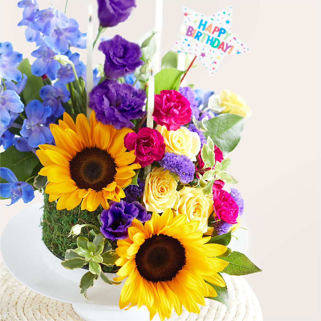 Star of the Day Floral Cake – M & R FLOWER AND GIFT SHOP, Lancaster CA